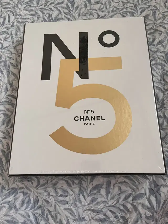 미개봉) 샤넬 넘버5 북 No.5 Book 인테리어 소품