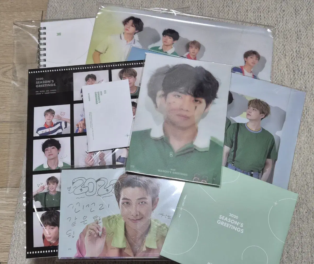 BTS 2020 Seasons Greetings (Taehyung)