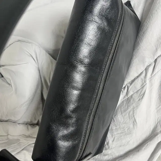 리호프로젝트 Big Zip bag black