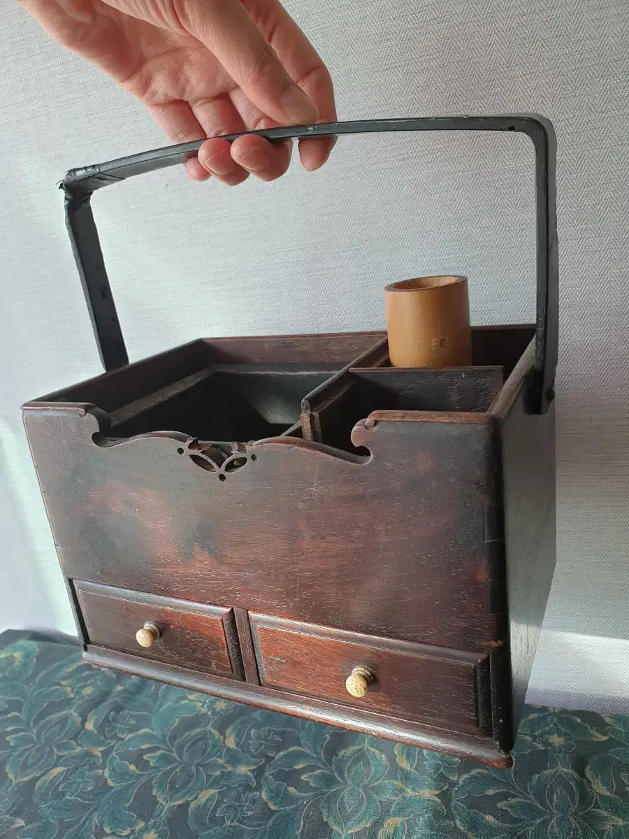 Free shipping) Totally antique. Portable tea brazier.