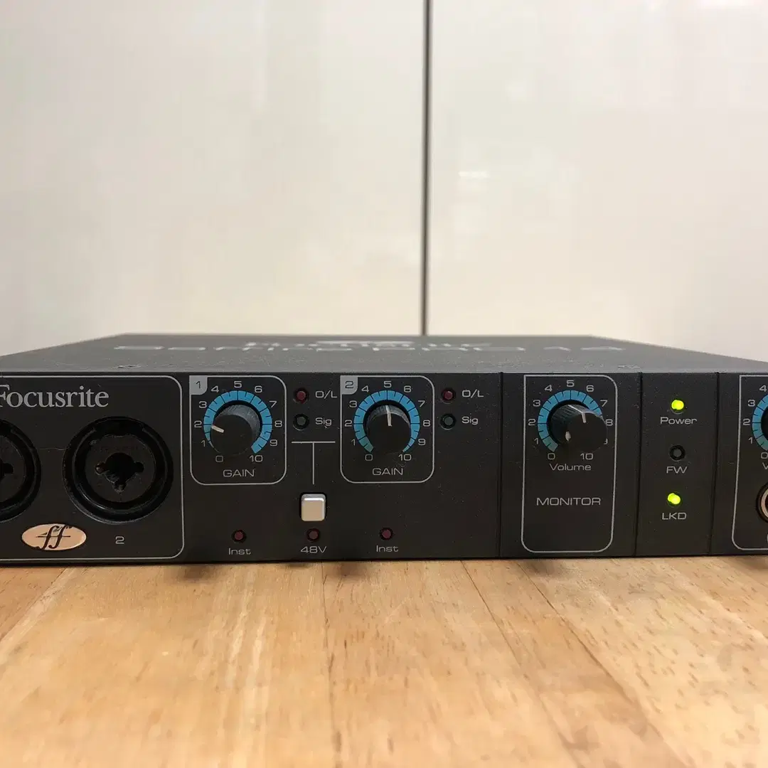 FOCUSRITE Saffire PRO 14 판매