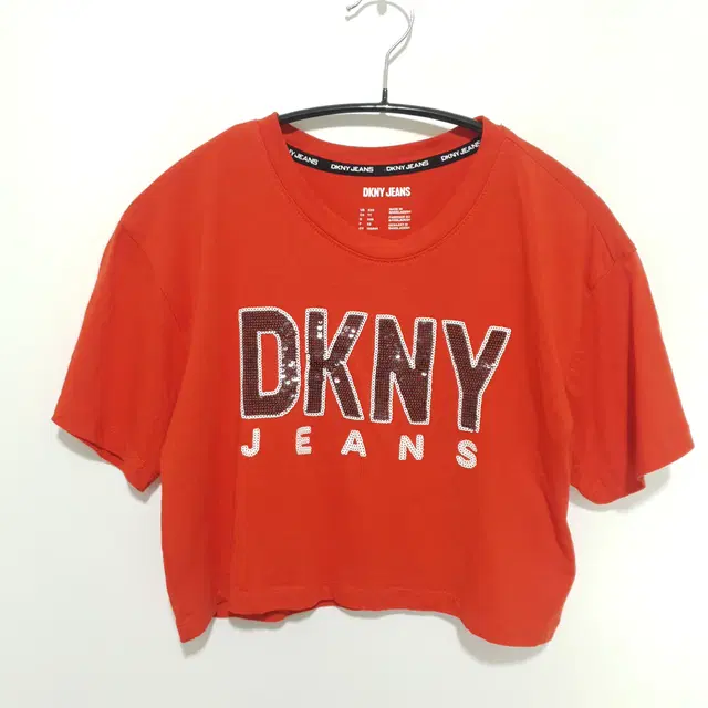 DKNY 크롭 반팔 XXS_i2719