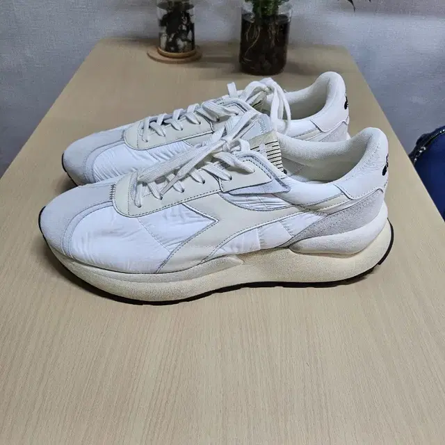 DIADORA 디아도라 머큐리 엘리트 화이트 신동품 280