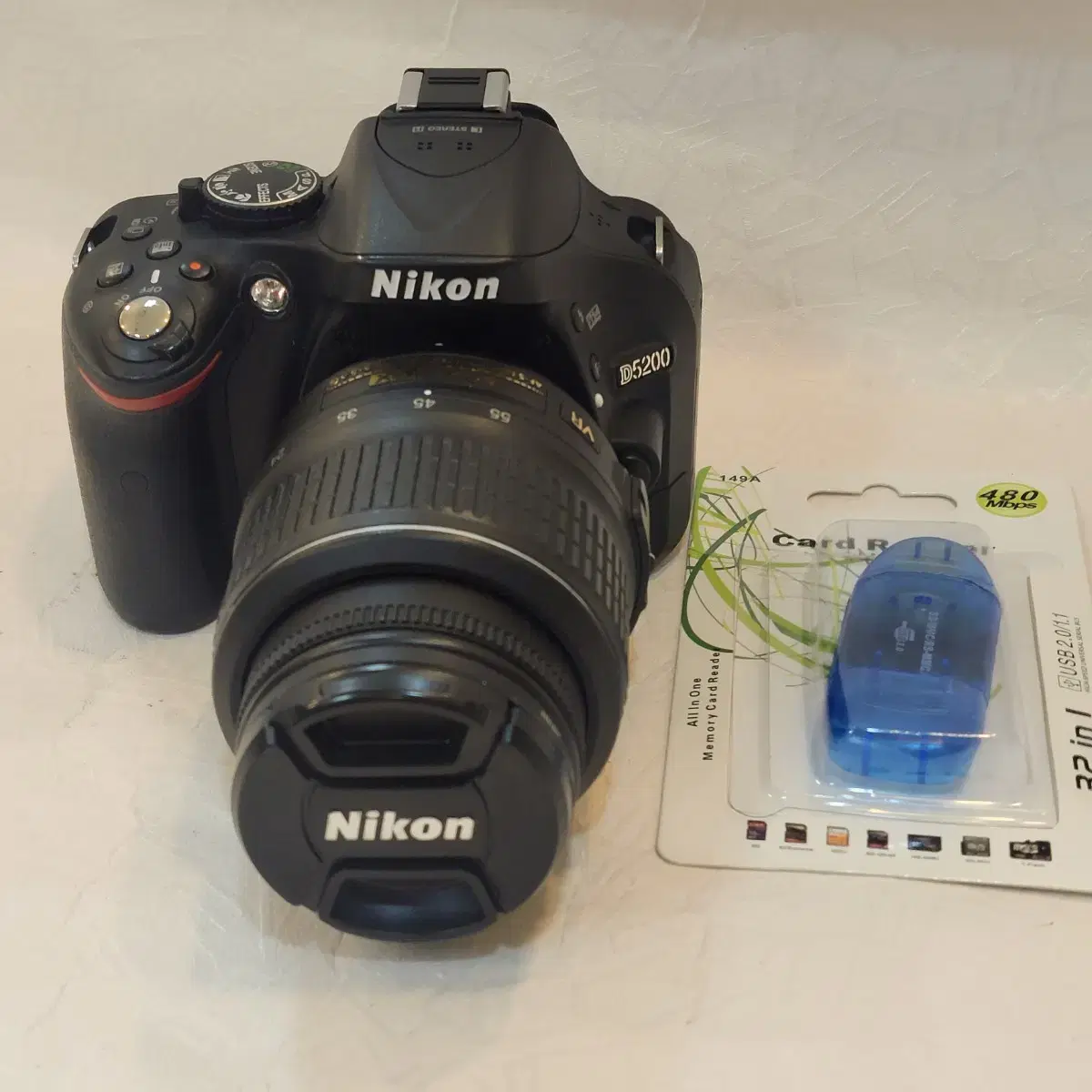 [중고]니콘 정품 d5200 18-55mm VR 컷수8528컷