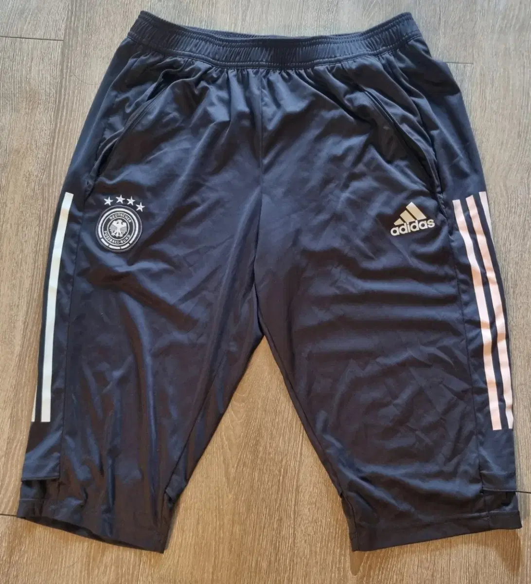 19-20 Germany national team 3/4 7th division soccer training pants L Quick sale!