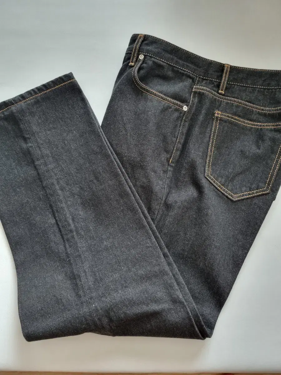 No price reduction (New unworn )Saltie 224Tailored Denim Black Jin XL