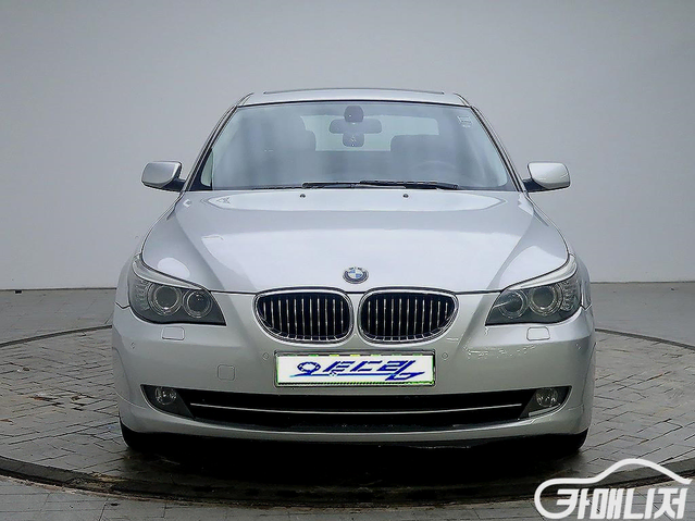 BMW5시리즈 (F10) 528i중고차/전액할부/여유자금/군미필