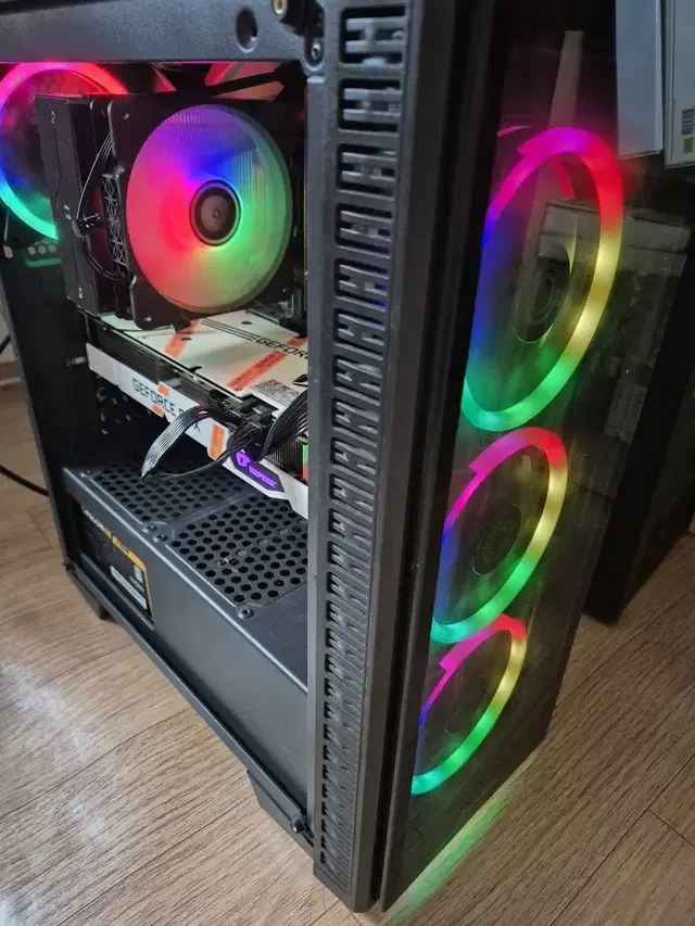 고사양 게이밍 본체 i7-9700k 3060ti 16gb 500gb