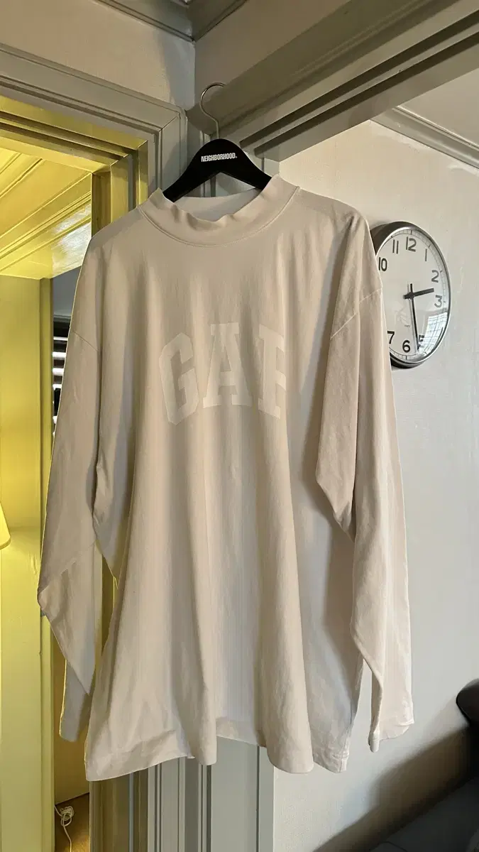 [L]E.JI Gap Balenciaga Dove Long Sleeve