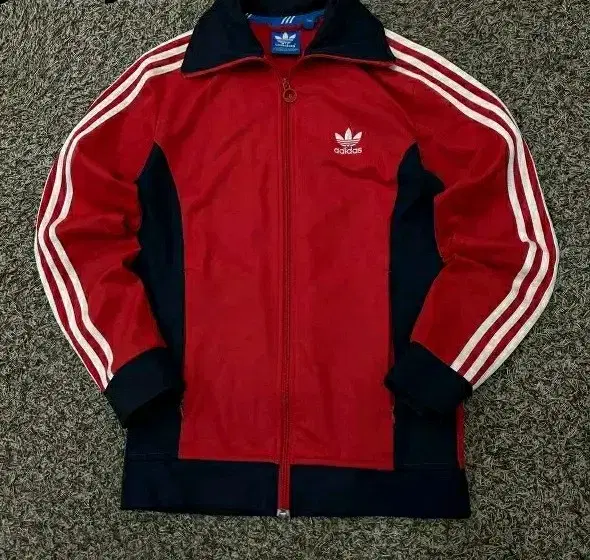 Adidas Triangle Logo Red Navy Jersey95