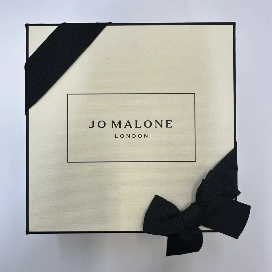 [새상품] JO MALONE 조 말론 잉글리쉬 페어&프리지아 센트 투 고