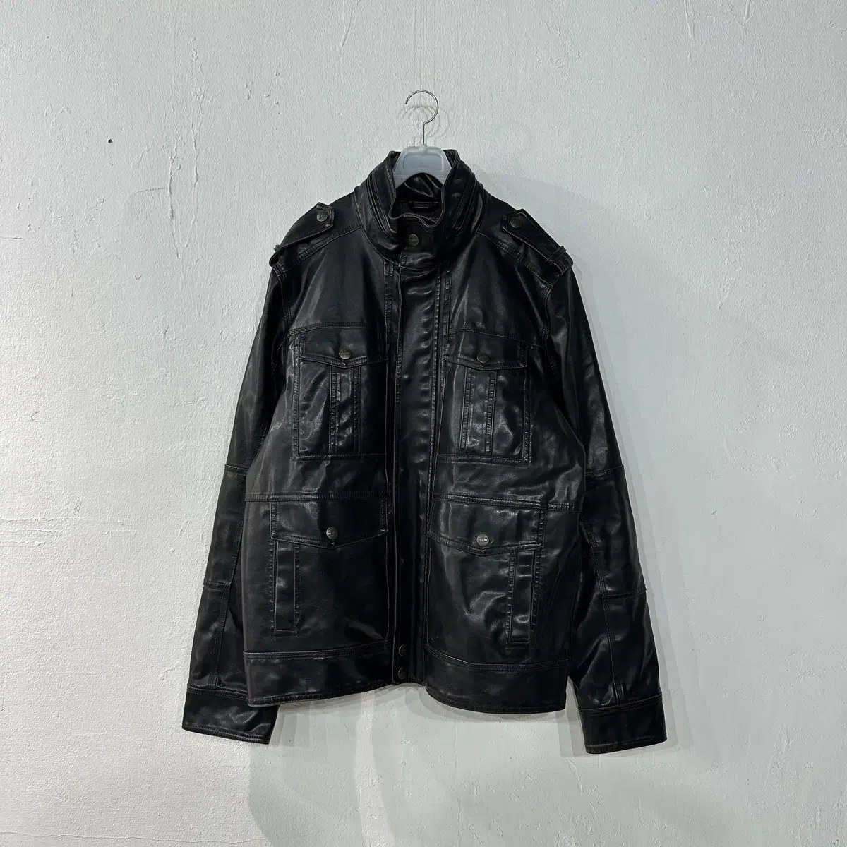 100% Levi's faux leather jacket