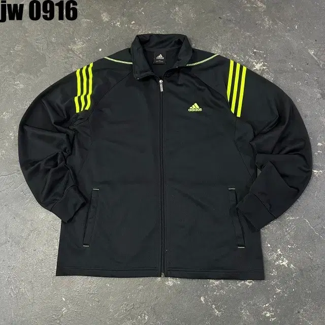 105 ADIDAS ZIPUP 아디다스 집업