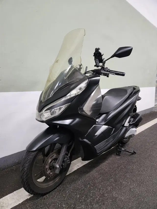 20년식 혼다 pcx125  판매합니다.