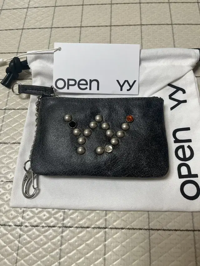 오픈와이와이 체인 지갑 YY STUD CHAIN WALLET 카드