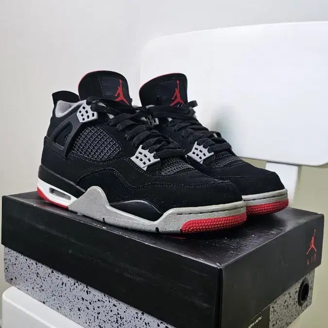 [275] Jordan 4 Retro Bred 2019