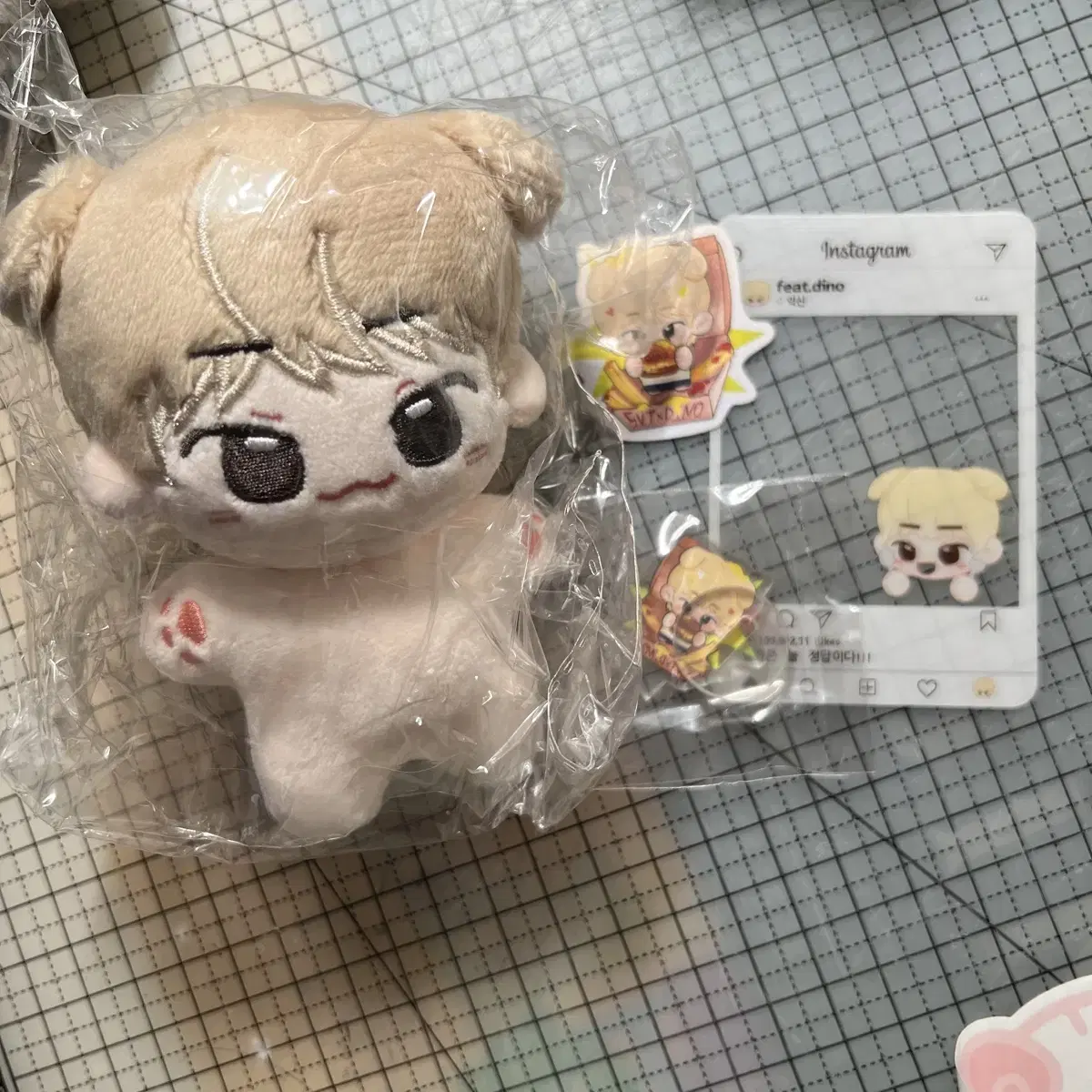 I'm selling an unsealed, mute doll 