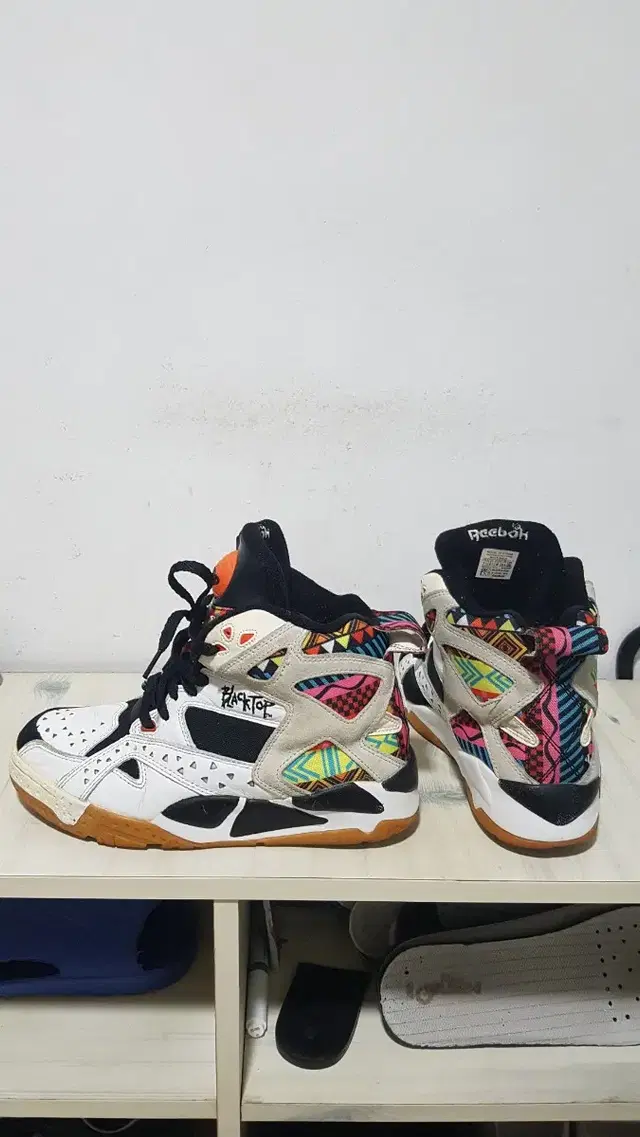 택포 250~255 REEBOK PUMP BLACKTOP 정품 농구화.