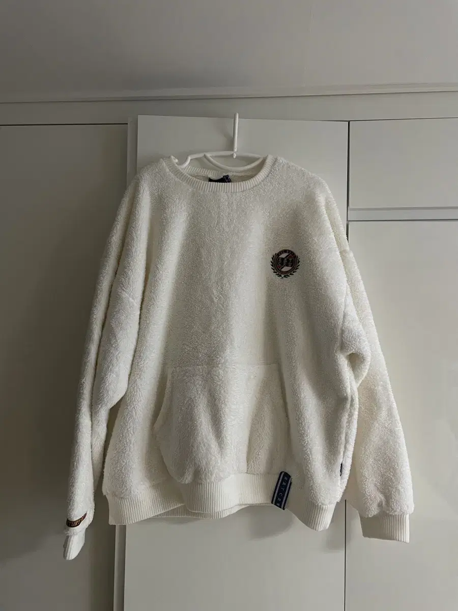 로맨틱크라운 POCKET CREW NECK_OATMEAL XL