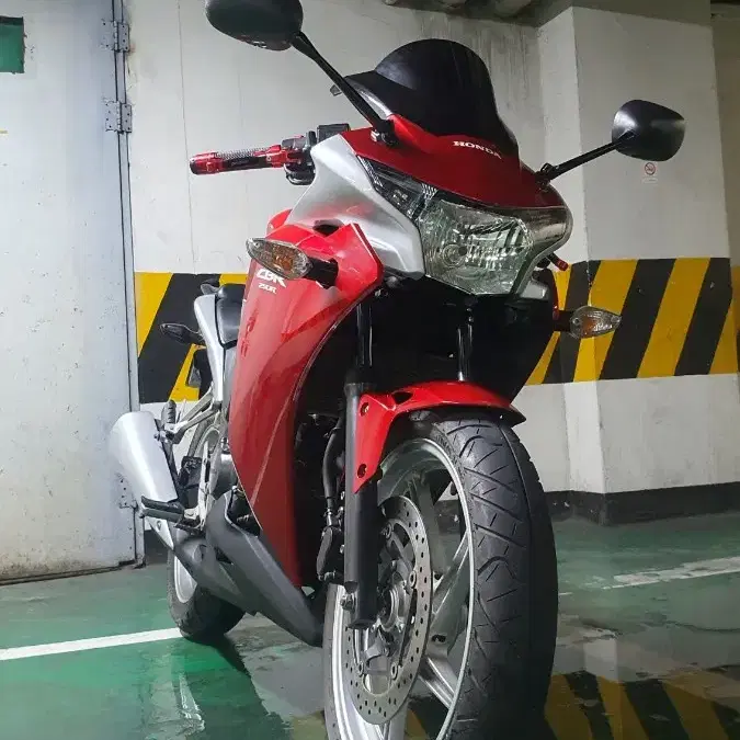 HONDA CBR250R 키로수적음 서울