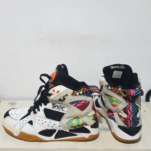 택포 250/255 정품 REEBOK BLACKTOP PUMP 스니커즈!