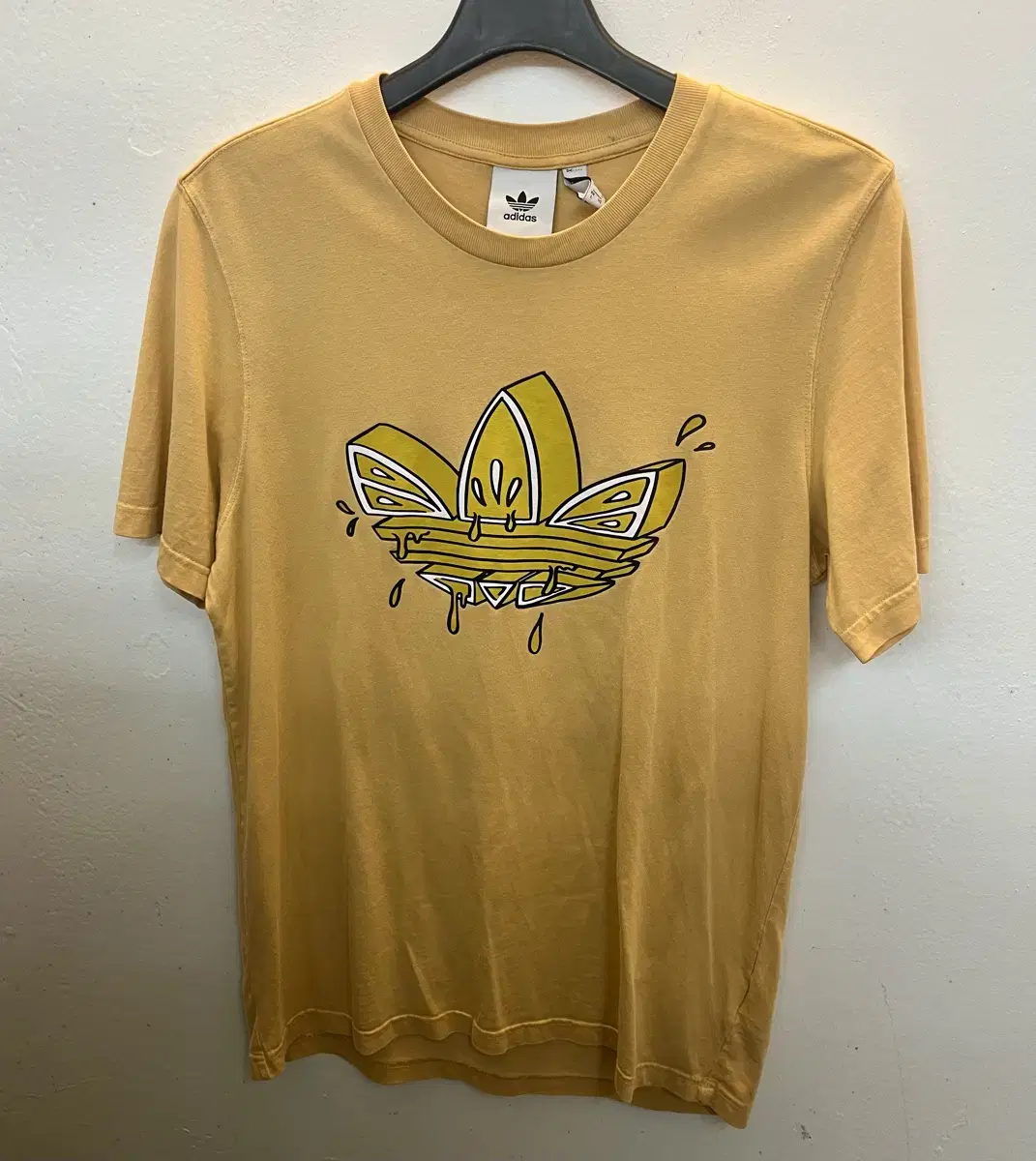 (Vintage) Adidas Lemon Short Sleeve T-Shirt