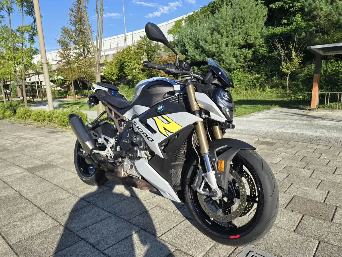 다산 모토갤러리 BMW S1000R 2022년식 판매합니다