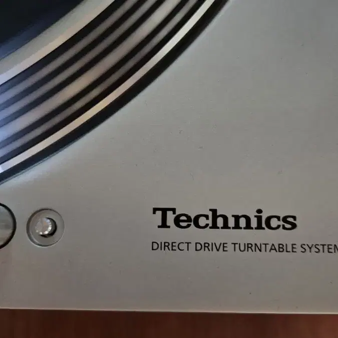 테크닉스, Technics 턴테이블 SL-1200GR 실버 팝니다