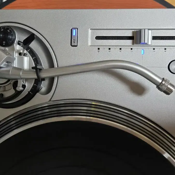 테크닉스, Technics 턴테이블 SL-1200GR 실버 팝니다