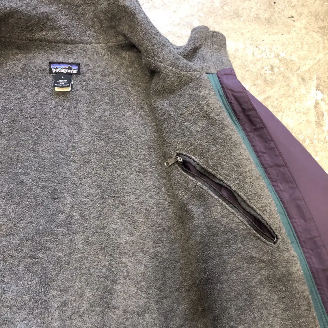 93 Patagonia USA made - L (105 -110)