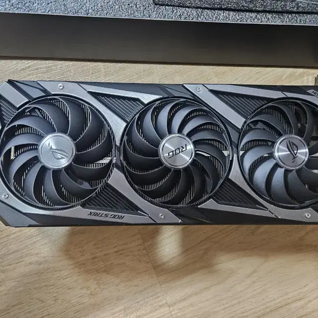 ASUS ROG STRIX RTX3090 OC 24 GB  팝니다