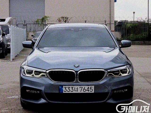 BMW5시리즈 (G30) 520d M 스포츠 플러스중고차/전액할부/여유자