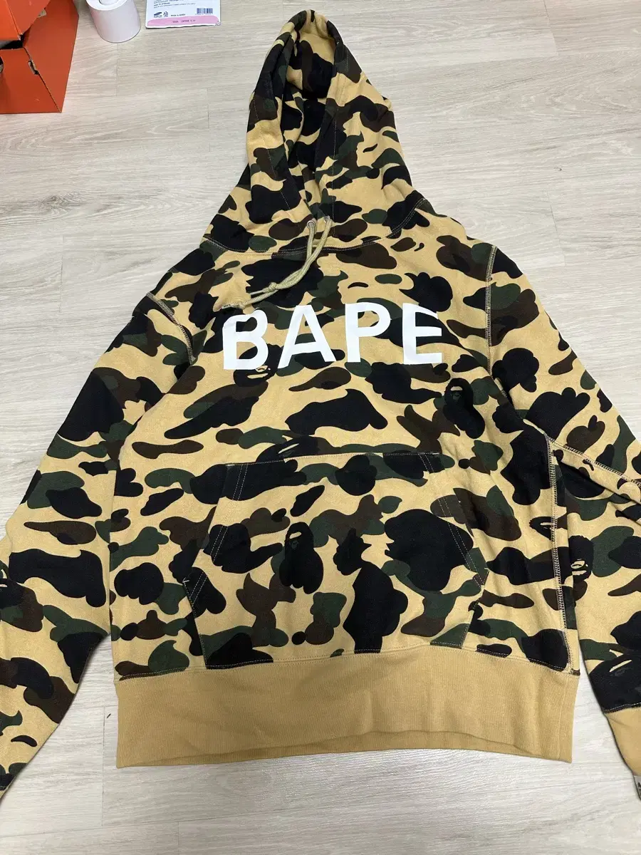 BAPE 베이프 스펠아웃 로고 황계 카모 스웻 후드티 M