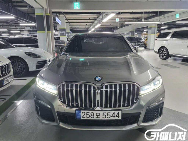 BMW7시리즈 (G11) 740Li xDrive M SPORT 스포츠중고