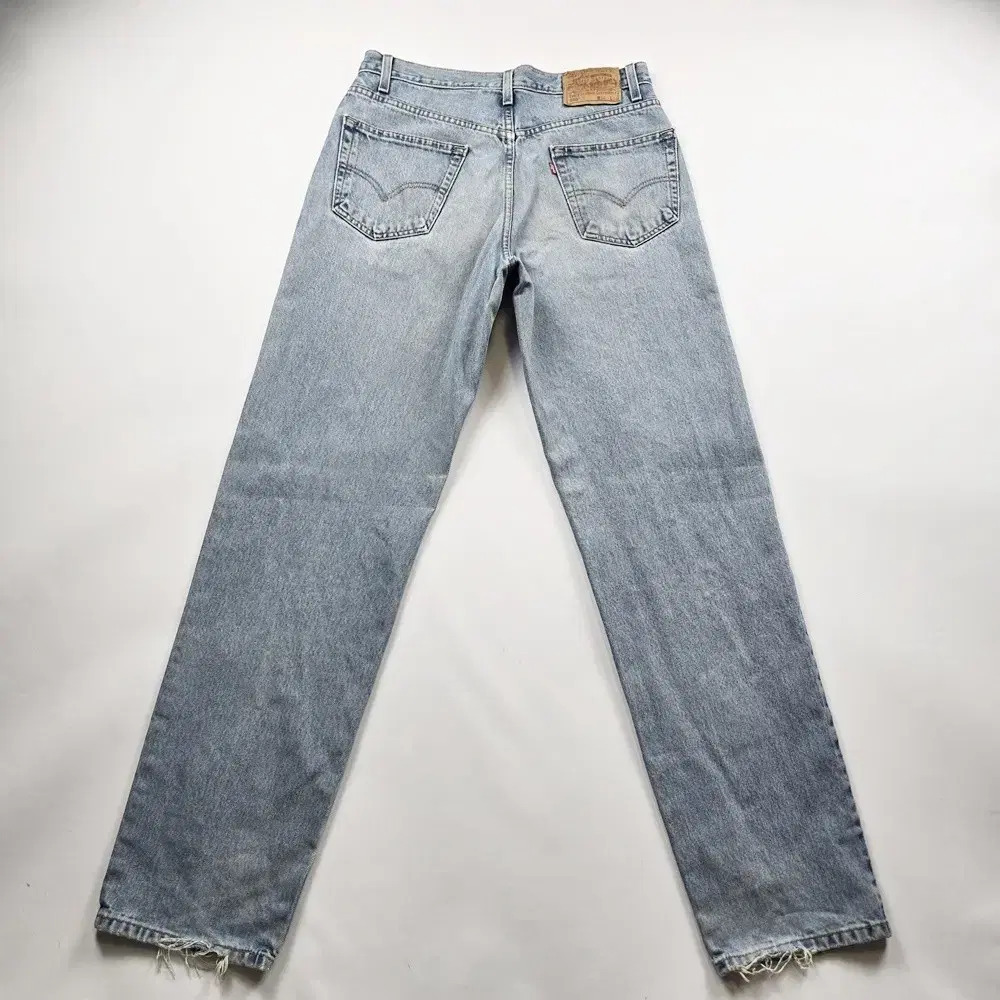 Levi's 550 Jeans Light Blue Denim Size 32 NO.6051