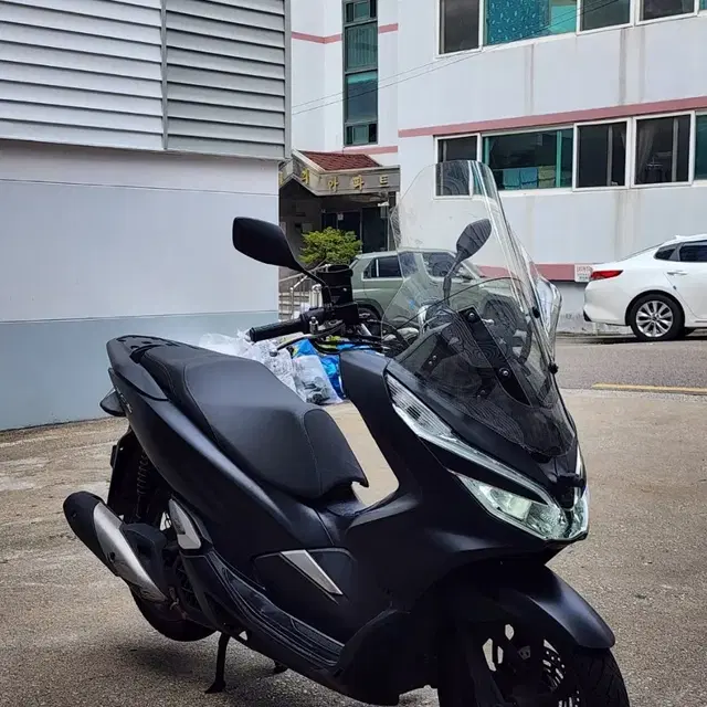 19년식 더뉴 PCX125 팝니다