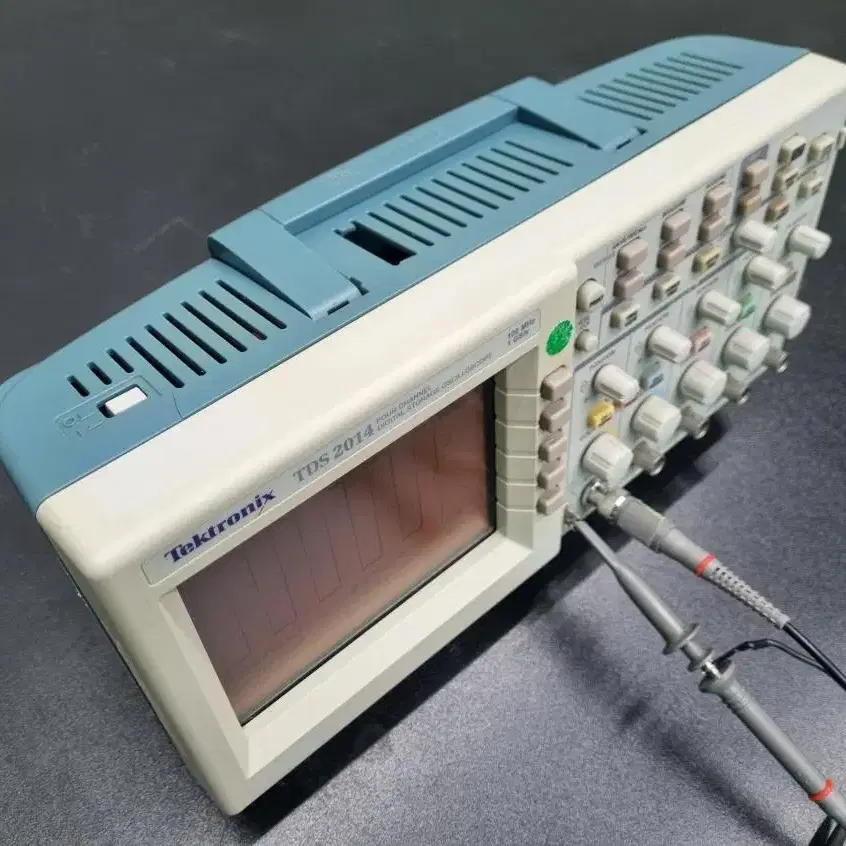 Tektronix TDS2014 4채널  100MHz 오실로스코프