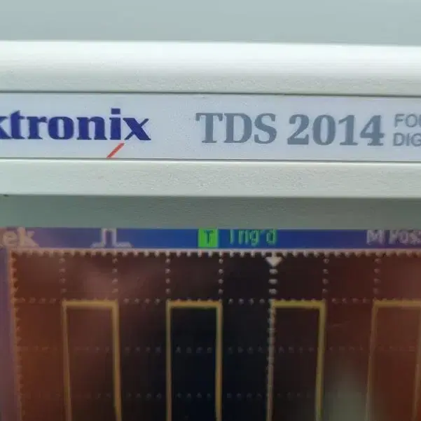 Tektronix TDS2014 4채널  100MHz 오실로스코프