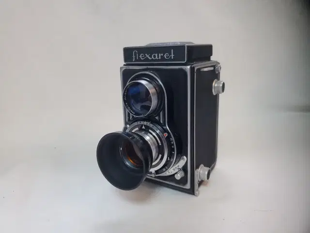 Meopta Flexaret III B 6x6 TLR Camera