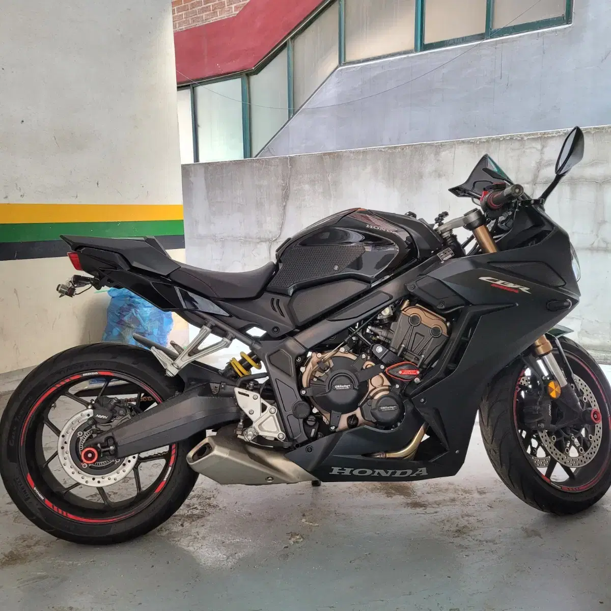 관악구 cbr650r 키로수적고 상태최상 14@@@km