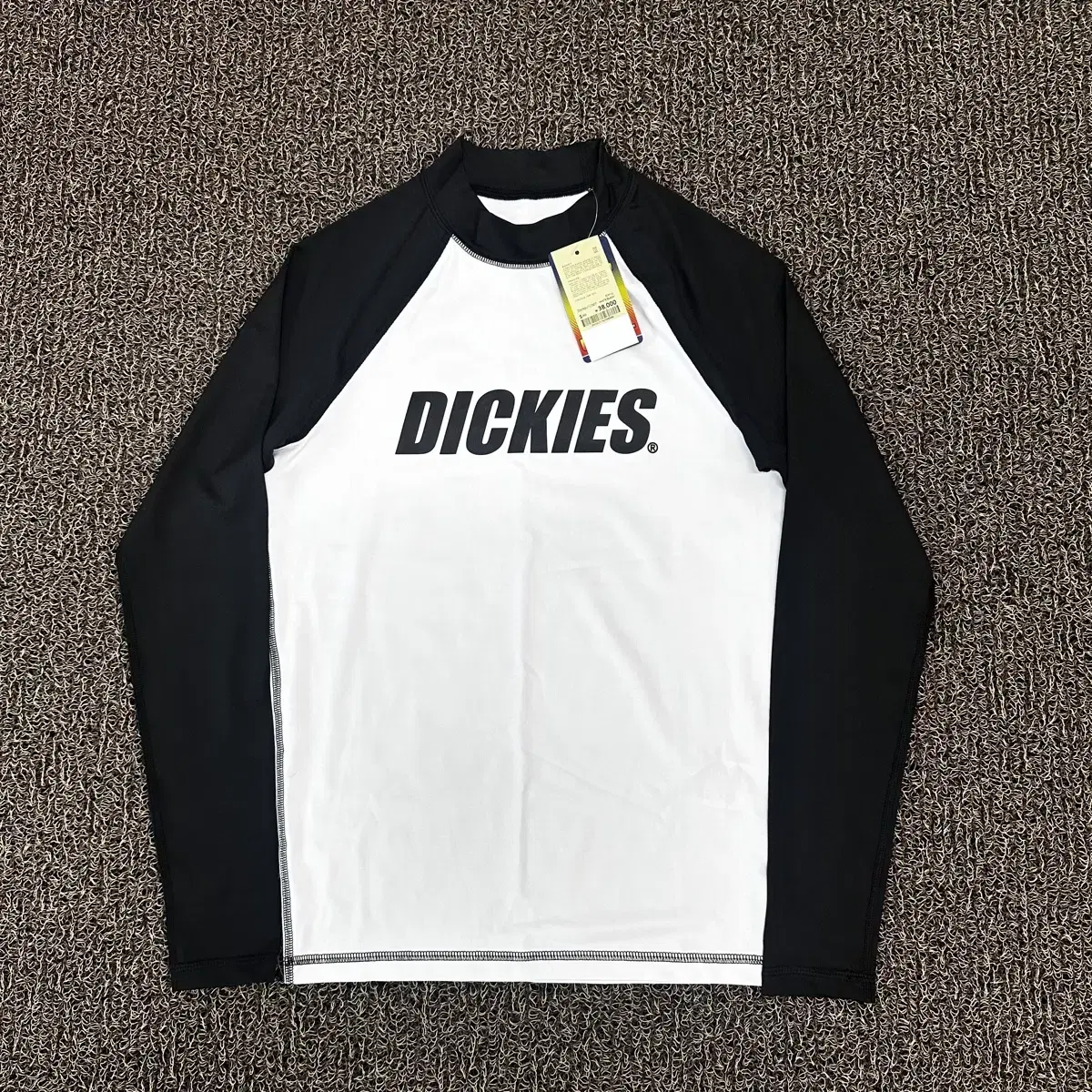 새상품 DICKIES 디키즈 기능성 긴팔 티셔츠 운동복 런닝복 S