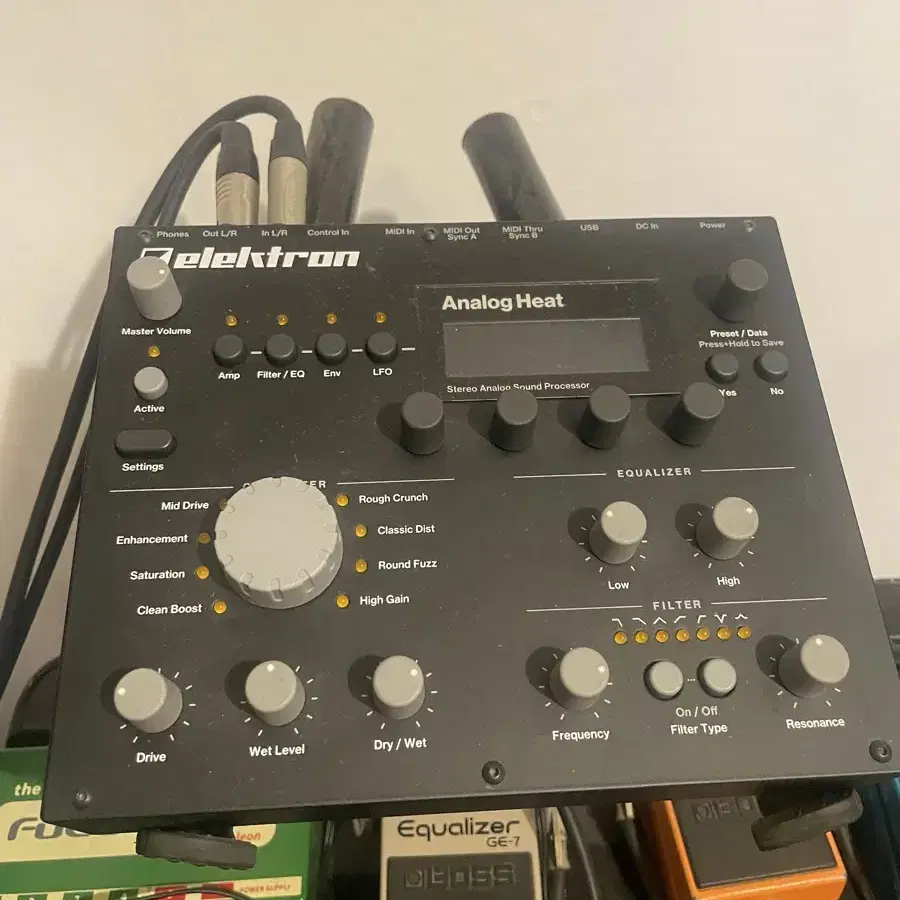 Electon analog heat mk1