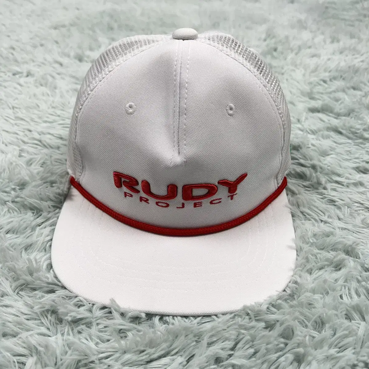 Lewdie Project Mesh Snapback Hat White/Red