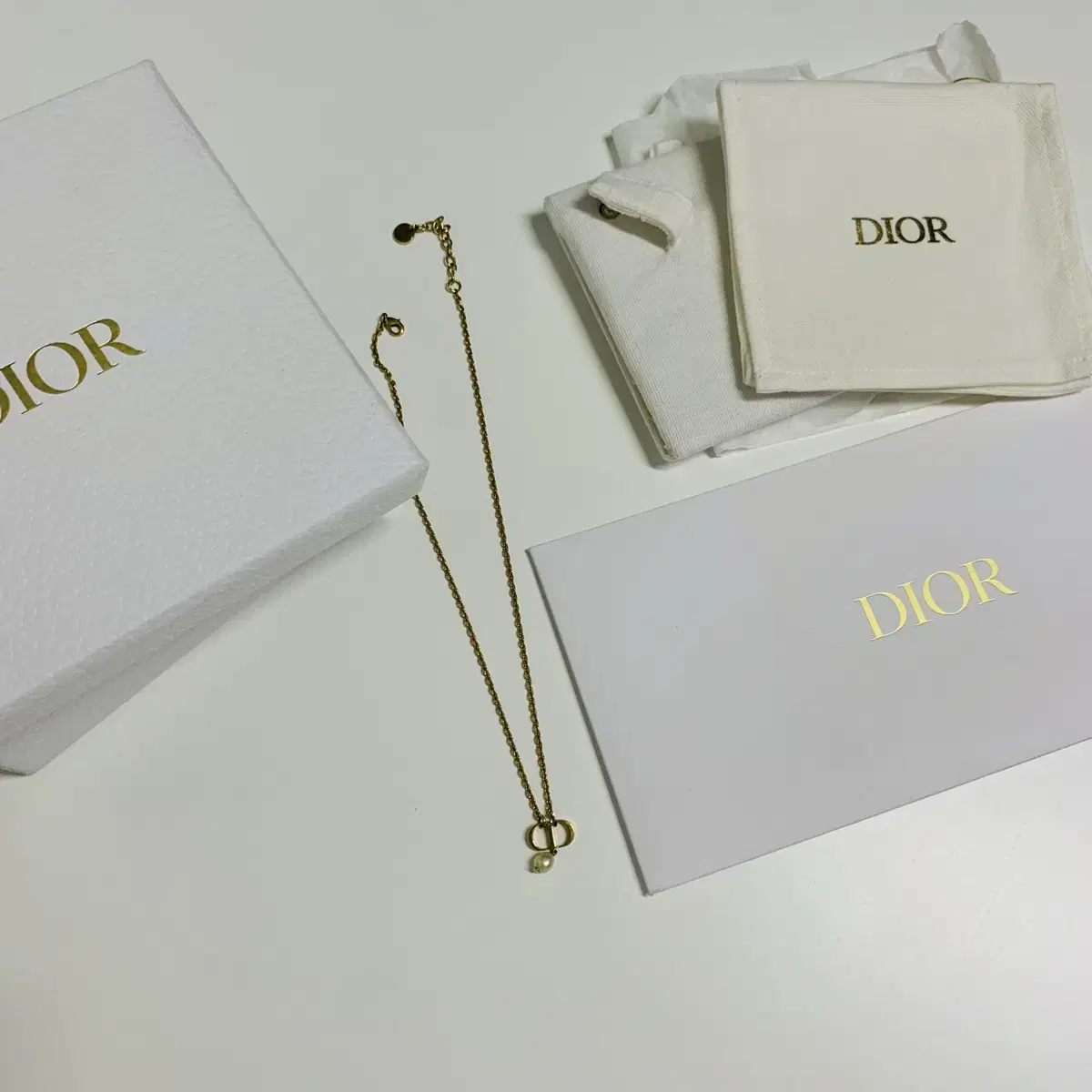 DIOR Petit CD 목걸이 ㅣ 디올 쁘띠CD 목걸이