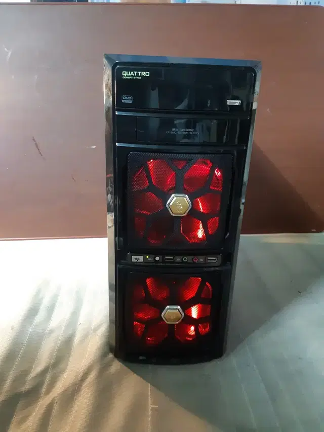 FX8300. GTX 560. 8G PC본체