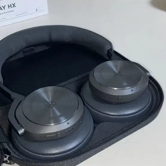 뱅앤올룹슨 베오플레이 HX (B&O Beoplay HX) 블랙 앤트러사이