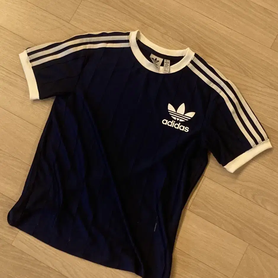 Adidas - 3 stripe tee DKBLUE