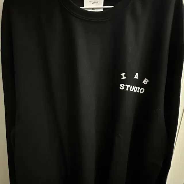 아이앱스튜디오 롱슬리브IAB Studio Long Sleeve Black