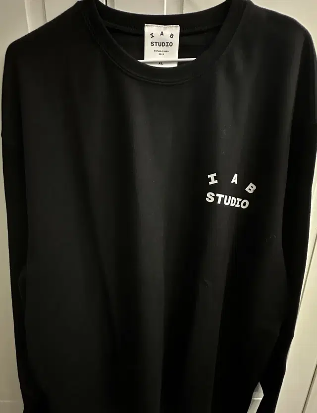 아이앱스튜디오 롱슬리브IAB Studio Long Sleeve Black