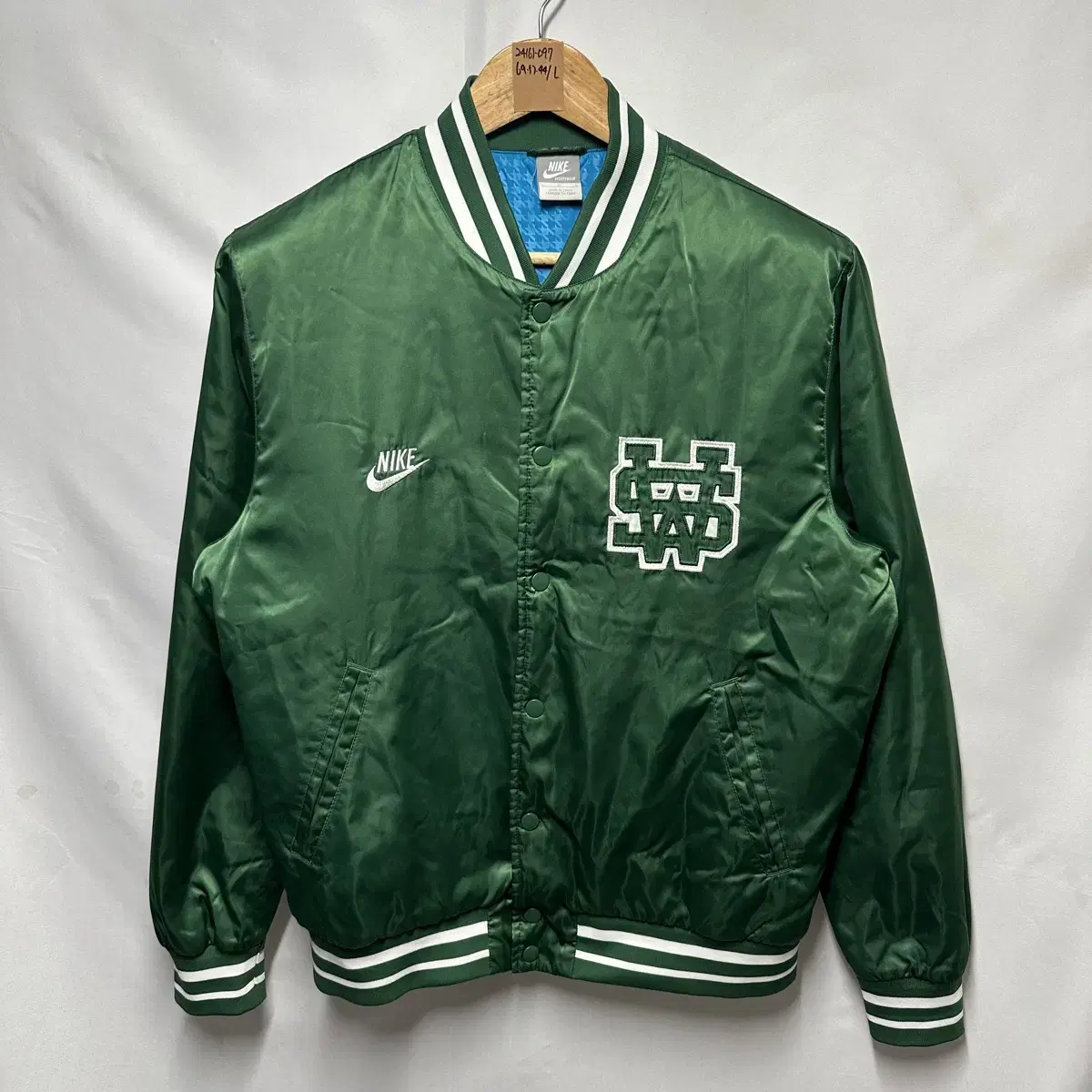 [Authentic/L] Nike Sportswear Green Varsity Jacket